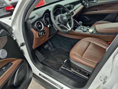 2018 Alfa Romeo Stelvio Ti