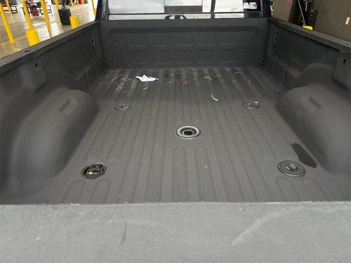 2021 RAM 3500 Big Horn Crew Cab 4x4 8' Box