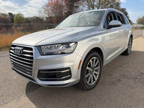 Florett Silver Metallic 2019 Audi Q7 55 Premium Plus