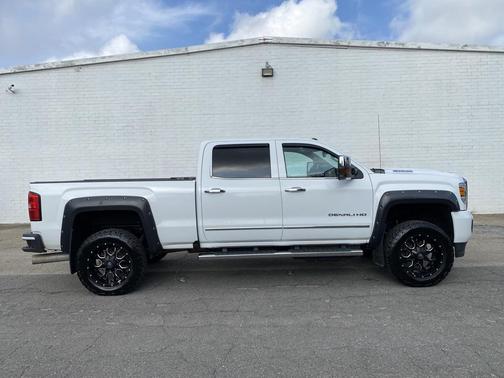 2019 GMC Sierra 2500 Denali