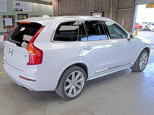 2019 Volvo XC90 T6 Inscription