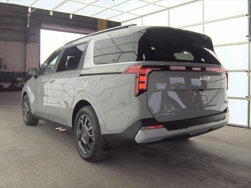 2025 Kia Carnival Hybrid EX