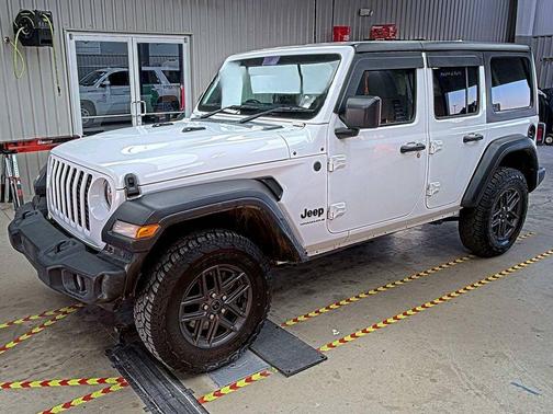 2024 Jeep Wrangler Sport