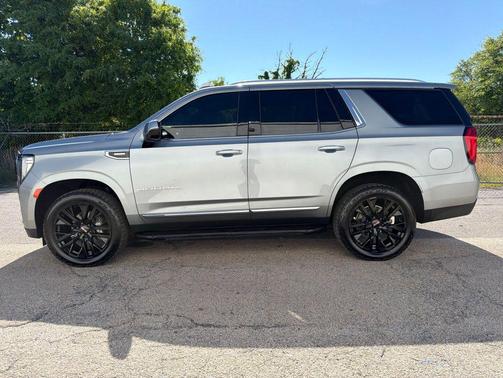 Sterling Metallic 2023 GMC Yukon SLT