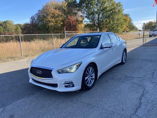 2014 INFINITI Q50 Premium