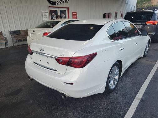 2014 INFINITI Q50 Premium