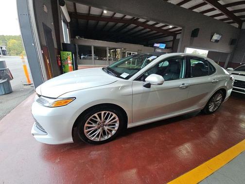 2019 Toyota Camry XLE