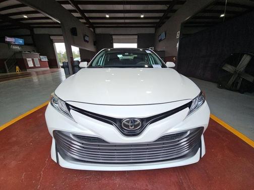 2019 Toyota Camry XLE