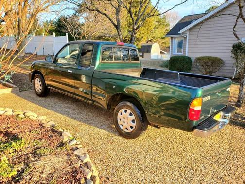 1999 Toyota Tacoma Base