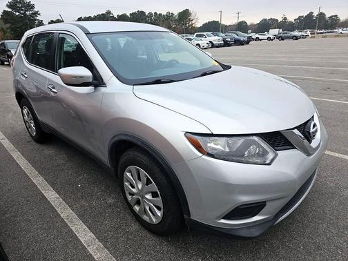 2015 Nissan Rogue S