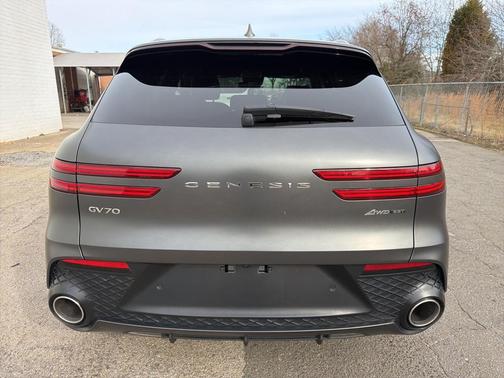 2024 Genesis GV70 3.5T AWD Sport