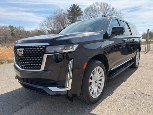 2022 Cadillac Escalade ESV Luxury