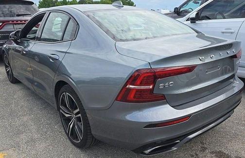 Osmium Grey Metallic 2019 Volvo S60 T6 R-Design