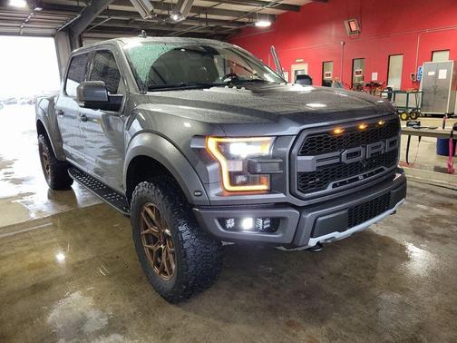 2020 Ford F-150 Raptor