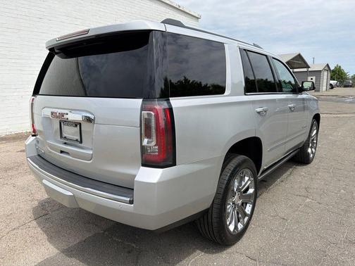 Quicksilver Metallic 2020 GMC Yukon Denali