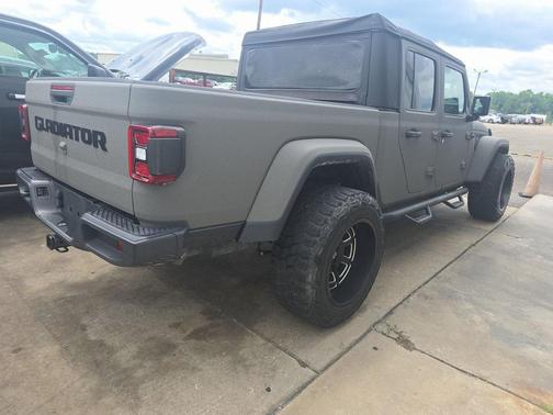2021 Jeep Gladiator Willys 4x4