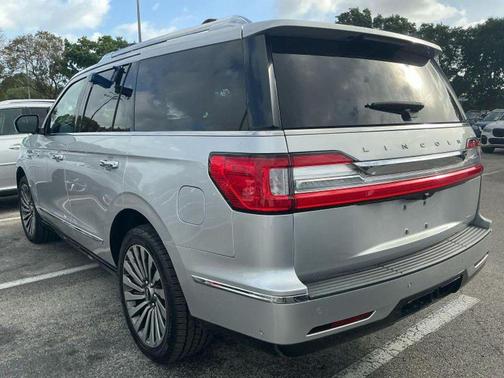 Ingot Silver Metallic 2019 Lincoln Navigator Reserve