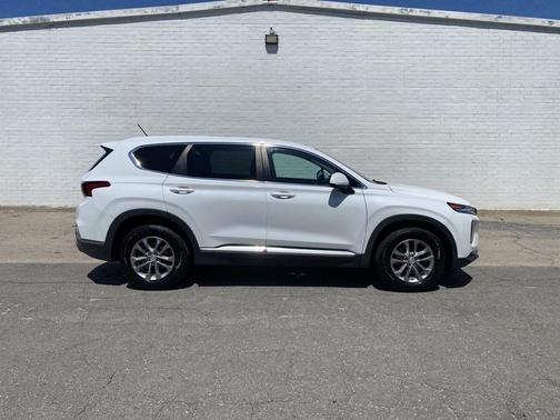2019 Hyundai SANTA FE SE 2.4