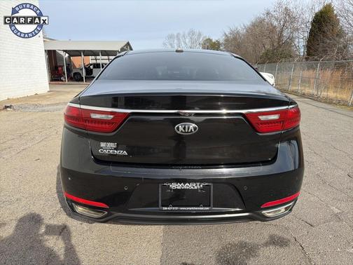 2017 Kia Cadenza Premium
