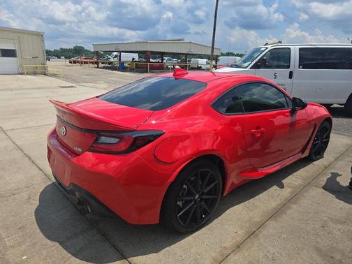 2024 Toyota GR86 Premium