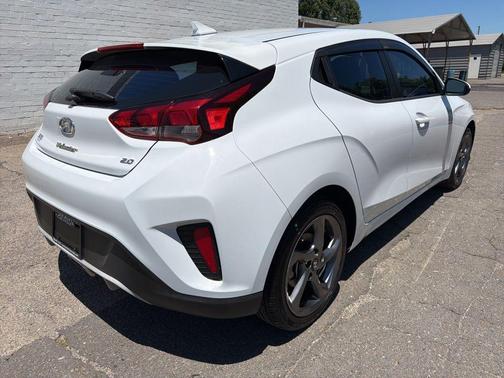 Chalk White 2020 Hyundai Veloster 2.0 Premium