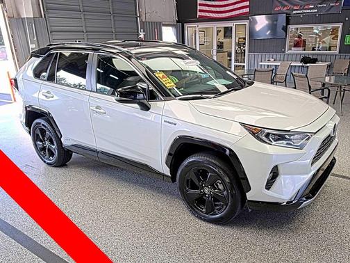 2021 Toyota RAV4 Hybrid XLE Premium