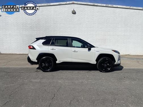 2021 Toyota RAV4 Hybrid XLE Premium