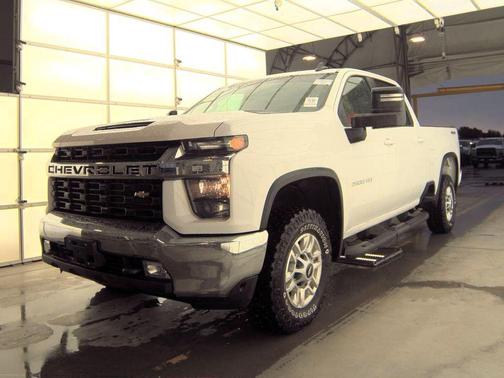 Summit White 2020 Chevrolet Silverado 2500 LT
