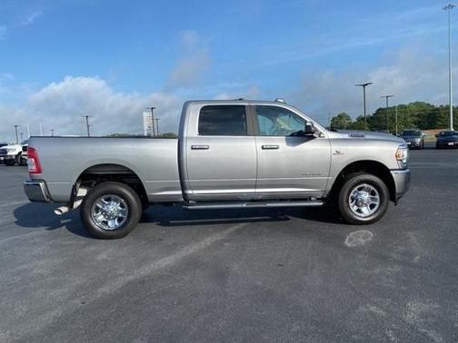 2019 RAM 2500 Big Horn Crew Cab 4x4 6'4' Box