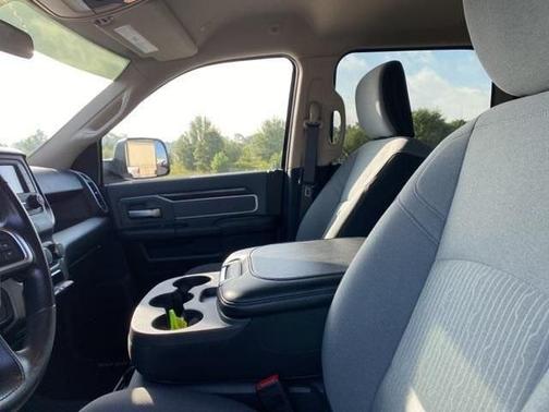 2019 RAM 2500 Big Horn Crew Cab 4x4 6'4' Box