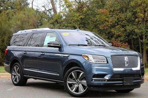 Blue Diamond Metallic 2019 Lincoln Navigator L Reserve SUV