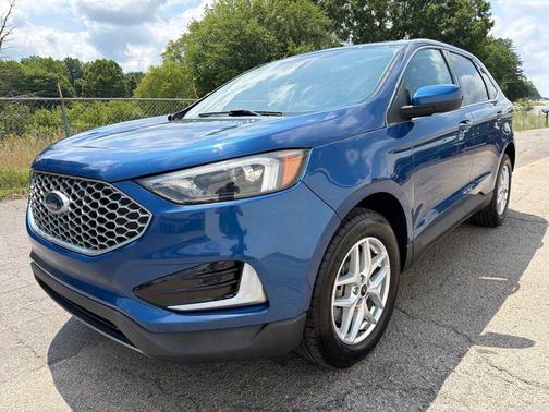 Blue Metallic 2024 Ford Edge SEL