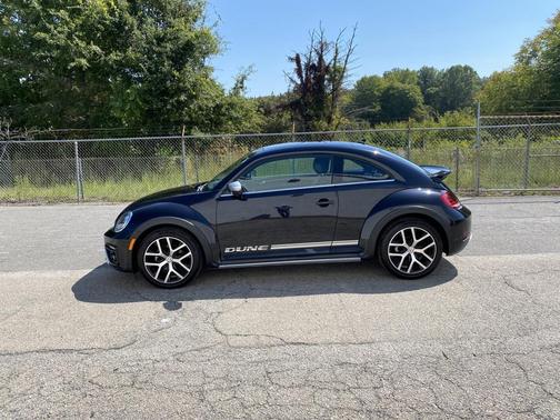 2018 Volkswagen Beetle 2.0T Dune