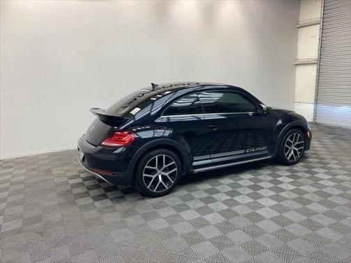 2018 Volkswagen Beetle 2.0T Dune
