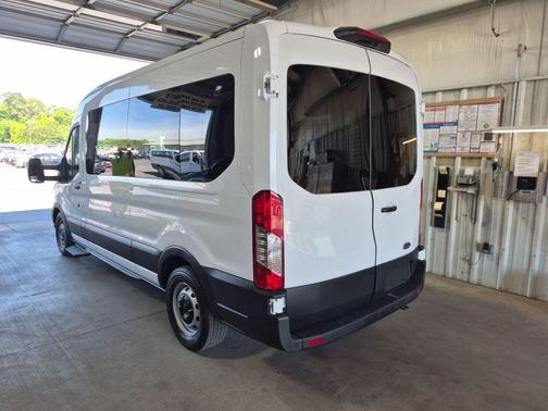 Oxford White 2022 Ford Transit-350 Base