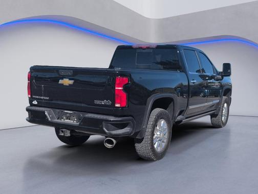 Black 2025 Chevrolet Silverado 2500 High Country