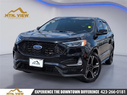 Black 2020 Ford Edge ST