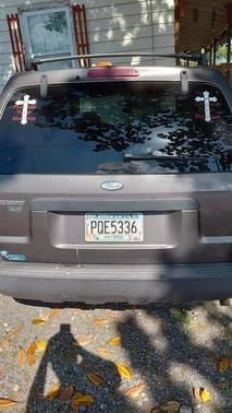 Gray 2004 Ford Escape XLT