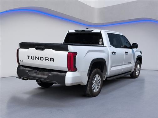 Ice 2024 Toyota Tundra SR5