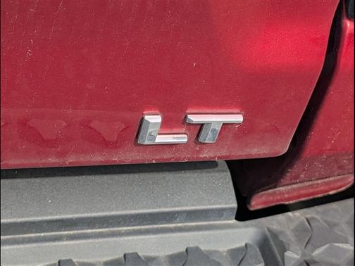 Radiant Red 2023 Chevrolet Colorado LT