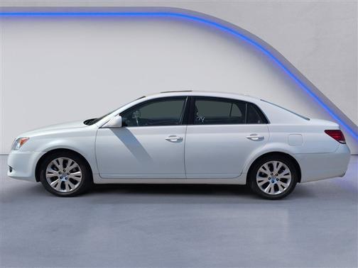 White 2010 Toyota Avalon