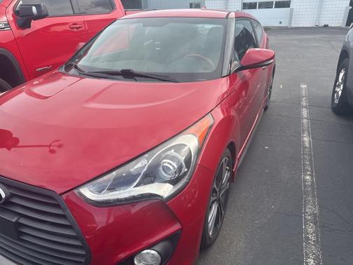 Boston Red 2017 Hyundai Veloster Turbo