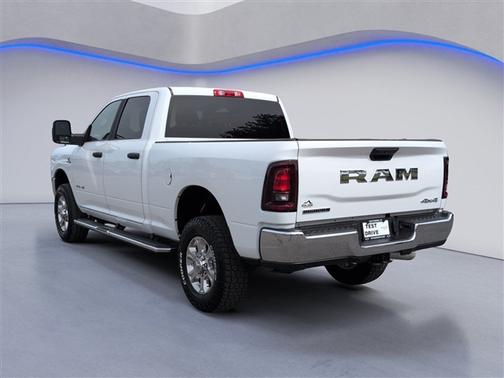 Bright White Clearcoat 2025 RAM 2500 Big Horn
