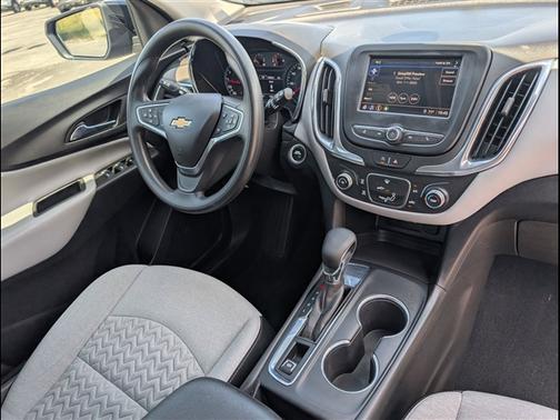 Mosaic Black Metallic 2023 Chevrolet Equinox LS