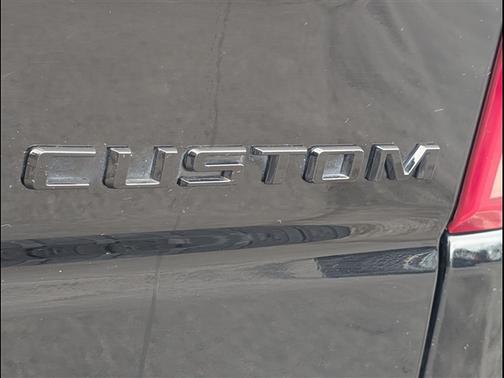 Black 2022 Chevrolet Silverado 1500 Limited Custom