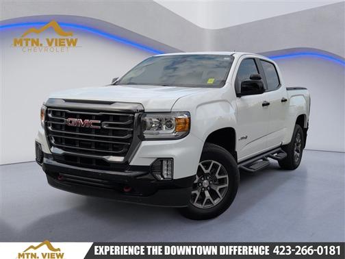 Summit White 2022 GMC Canyon AT4 w/Leather