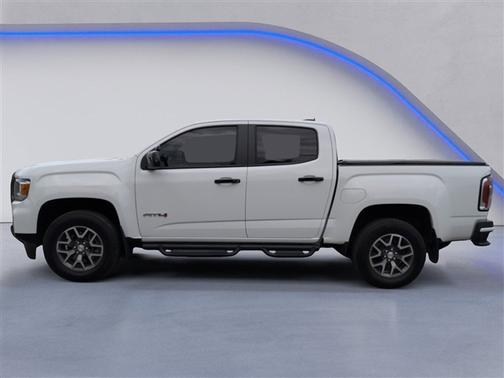 Summit White 2022 GMC Canyon AT4 w/Leather