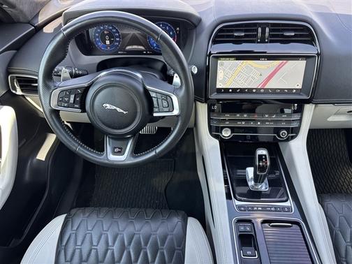 Ultra Blue 2020 Jaguar F-PACE SVR