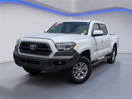 Super White 2017 Toyota Tacoma SR5