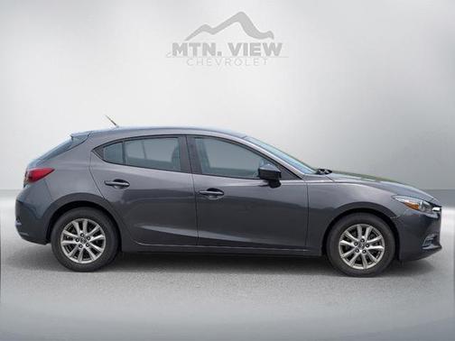 2017 Mazda Mazda3 Sport
